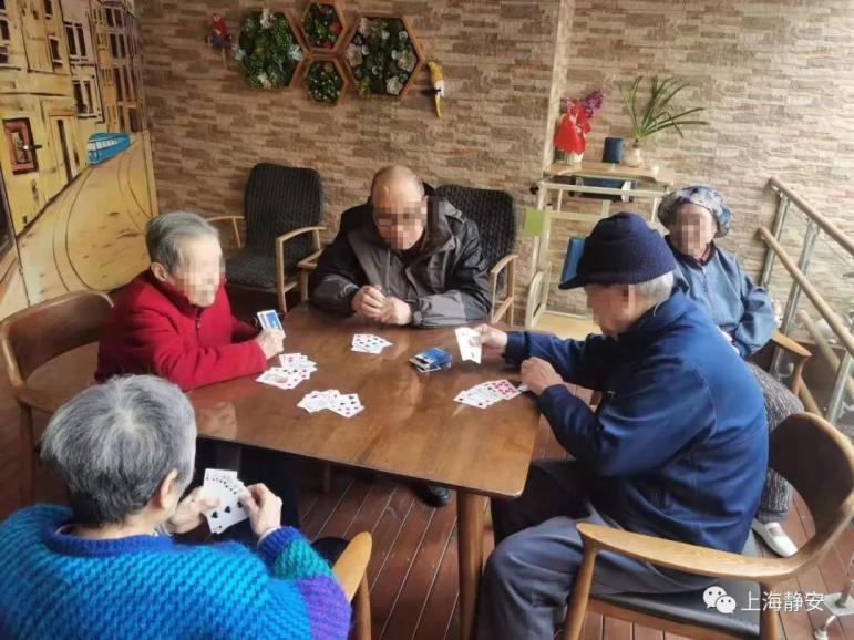 醫(yī)療、康復(fù)、生活照料……這些需求在家門口就能解決！靜安這里正打造“沒有圍墻的養(yǎng)老院”(圖5)
