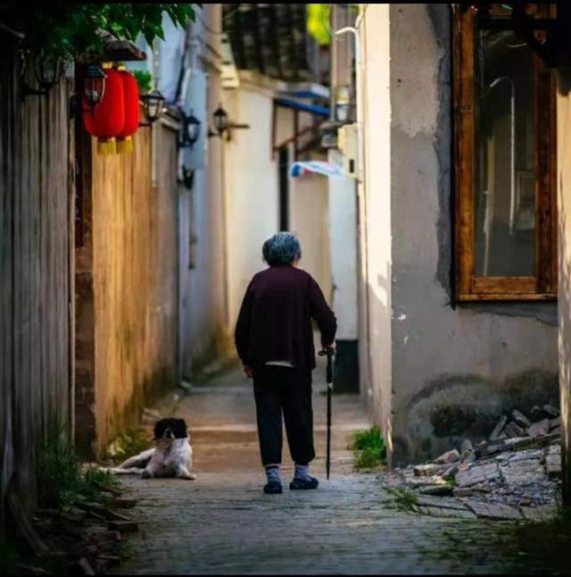 養(yǎng)老，是一場(chǎng)關(guān)乎經(jīng)濟(jì)實(shí)力和人性的博弈(圖1)